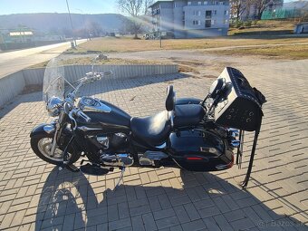 Kawasaki VN 900 - 2