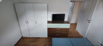 prenájom izieb kapacita 8 ľudí lipt.hradok - 2