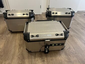 Givi TREKKER OUTBACK + vnútorné tašky - 2