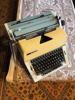 Vintage písací stroj Optima (azbuka) – plne funkčný @Stupava - 2