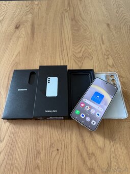 Samsung Galaxy S24 256 gb Marble Grey v záruke - 2