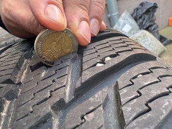 Predám pneumatiky zn. NOKIAN r18 235/60 - 2