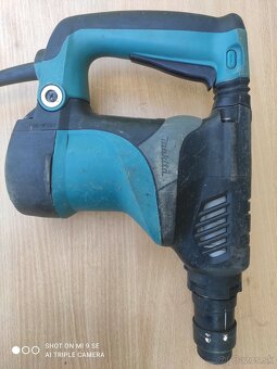 Makita kombinované kladivo HR2811FT - 2