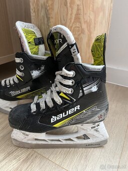 Korčule Bauer Vapor X4 velkosť 1,5 JR - 2