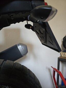 Tenere 700 drziak spz - 2