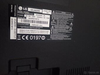 42" LG 3D Smart TV 42LA620S - 2