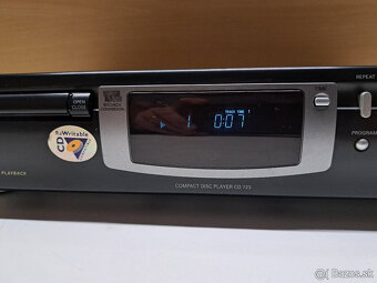 CD prehrávač Philips CD723 - 2