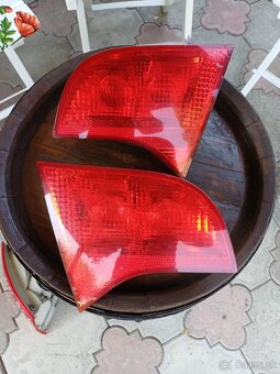 Zadné svetlo Audi A4 B7 - 2