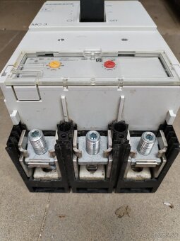 Schrack MC3 jistič výkonový, 3-pólový 690V 8kV 400A - 2