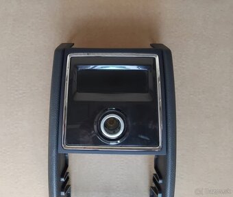 zadný displej, popolník Superb 2 - 2