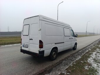 Mercedes Sprinter - 2