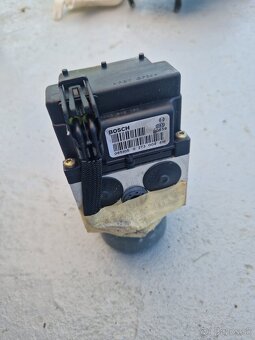 ABS pumpa alfa romeo 145 , 146 - 2