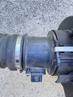 Audi A6 box pre vzduchový filter - 2