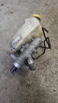 Hlavny brzdovy valec vw transporter caravelle multivan - 2