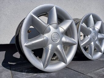 Felicia 4x100 R13 - 2