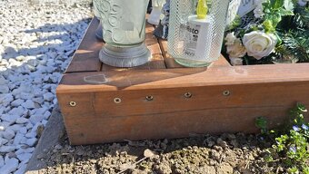 Dočasná obruba hrobového miesta - 2