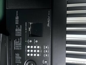 Predám klavír Yamaha dgx 650 digitálne piano - 2