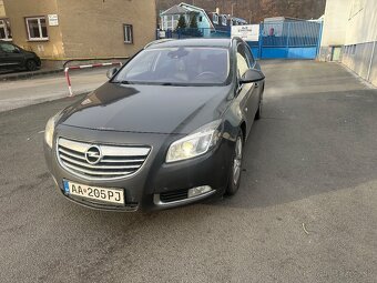 Insignia - 2