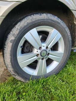 Predám kolesá 225/55r17 vito, viano - 2