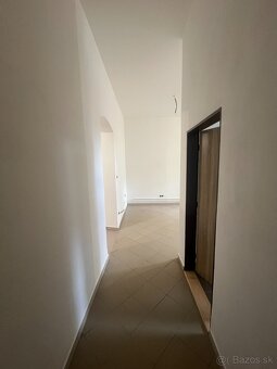 Obchodné a kancelárske priestory Fabiniho 10 - 2
