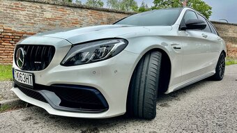 Mercedes AMG C 63 S - performance sedačky, vyfuk,… - 2