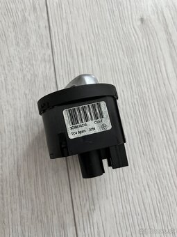Prepínač vypínač na svetlá VW Passat B7 2011-2015 - 2