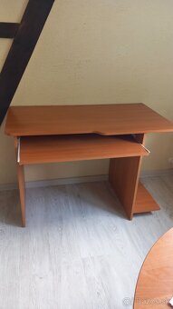 Pisaci stol - 2