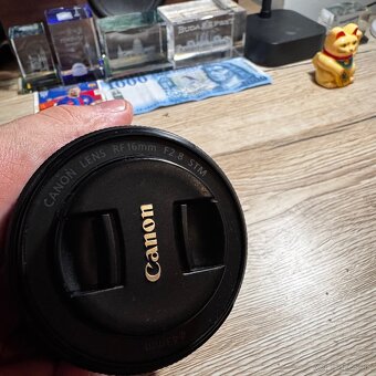 Canon RF 16mm F.2.8 STM - 2
