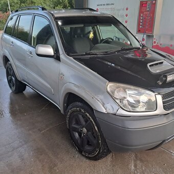 Predám toyotu rav 4 - 2