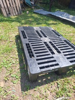 predam 2ks europlastovych paliet - 2