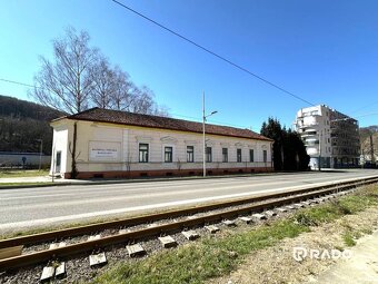 RADO | Administratívna budova v kúpeľnom meste Trenčianske T - 2