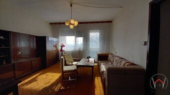 Na predaj 3 izbový byt s vlastným kúrením v Stropkove - 2