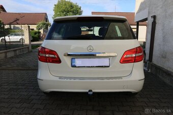 Mercedes b trieda - 2