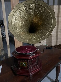 Originál gramofon - 2
