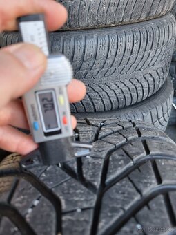 215/60r16 99H,YOKOHAMA - 2