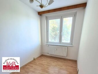 Ponúkame na predaj pekný-priestranný 4izb. byt v Trenčíne - 2