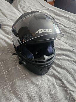 Helma na motorku - 2