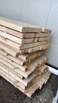 Predám hranoly 2,5m 7,5x7,5cm - 2