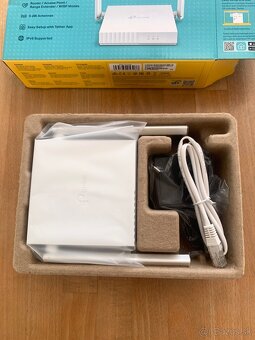 TP-Link TL-WR820N - 2