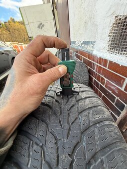 Zimné pneu nokian 205/55 r16 - 2