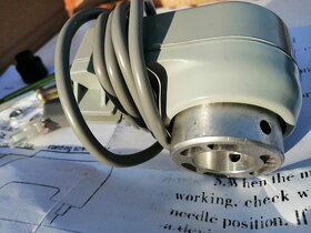 Pozicionér. Polohovač ihly - 2