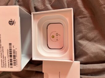 AirPods pro 3 - 2