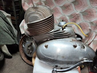 Jawa 350 typ 354 motor - 2