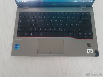 14" notebook Fujitsu Lifebook U7411 / 8GB/256GB Dobrý stav - 2