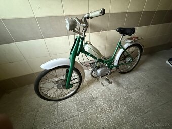 Stadion moped - 2