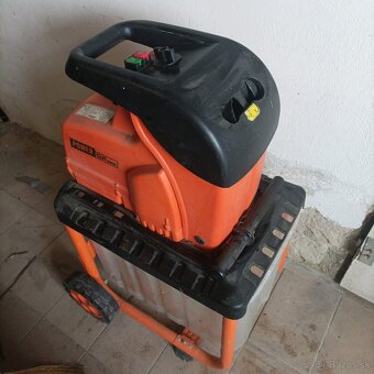Predám drvič konárov - 2