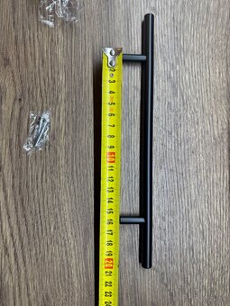 uchyty na kuchynsku linku - 2