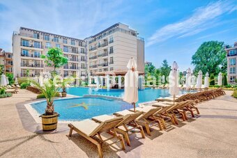 Zařízený apartmán 2kk (53 m²) s výhledem na bazén DAWN PARK - 2