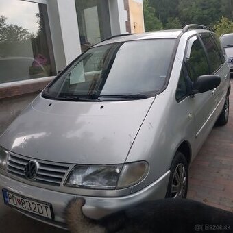 Volkswagen sharan 1.9 tdi 81 kw - 2