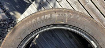 Predám 4ks Michelin Primasy 225/55 R17 letne - 2